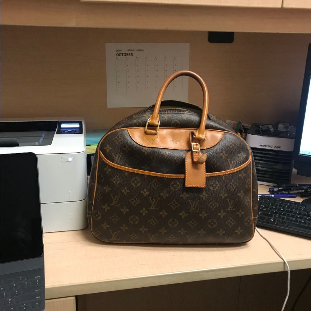Auth Louis Vuitton Deauville